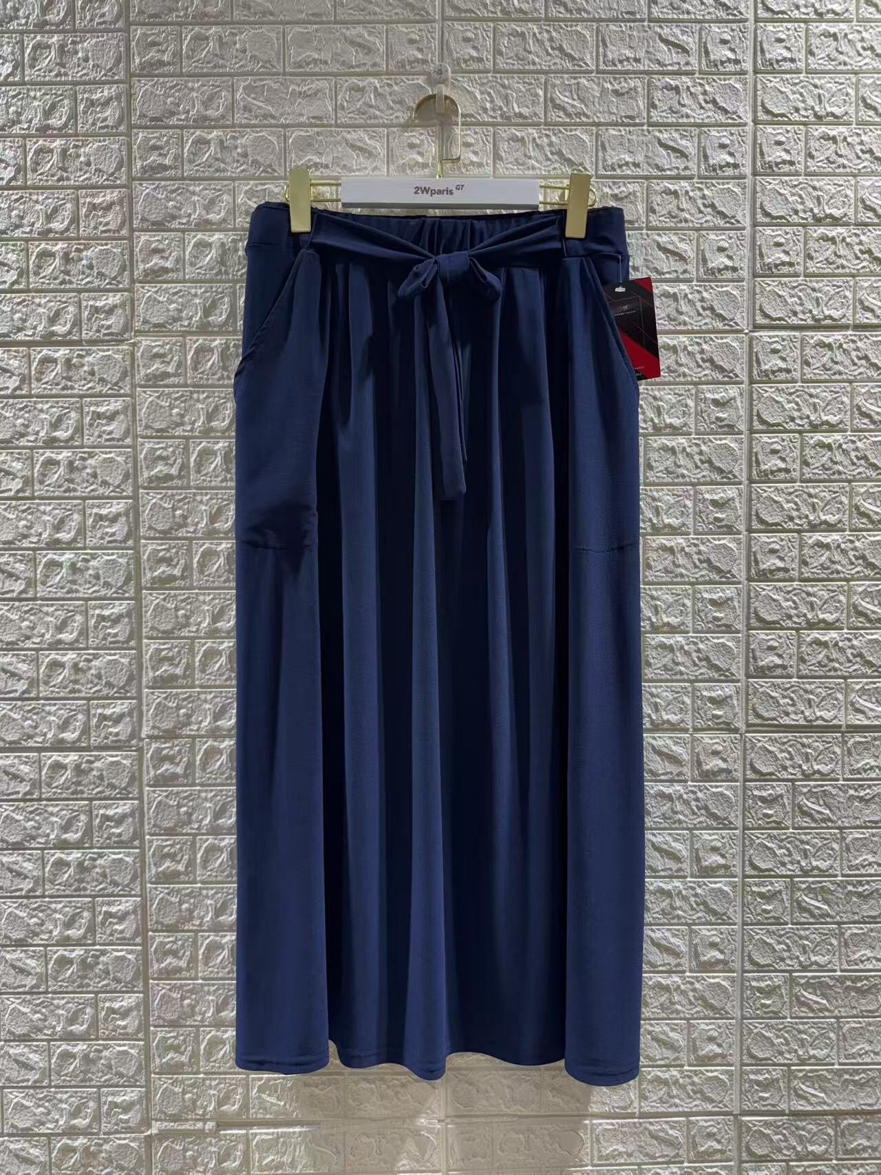 Plus Size Stretch Skirt with Decorative Bow - REF:J2312-2