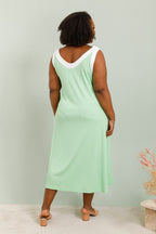 Tvåfärgad V-ringad Klänning i Stor Storlek