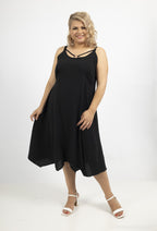 Plus Size Klänning med Fina Spännen i Linne