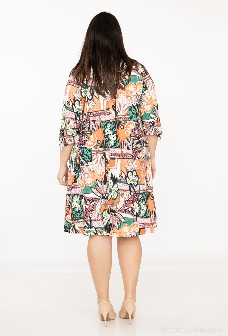Tropical print dress Scalloped collar i Stor Storlek