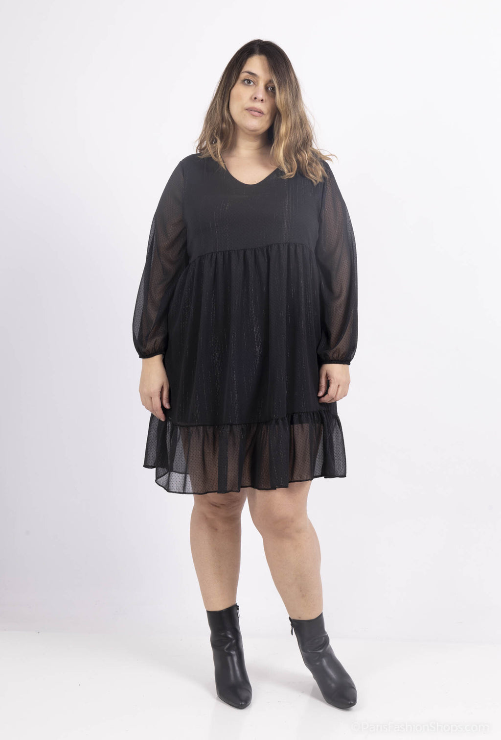 Plus Size Klänning med Volanger och Metalltrådar