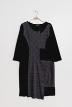 Check bi-material dress i Stor Storlek