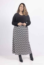 Plus Size Tvåfärgad Klänning med Rund Halsringning och Koppel
