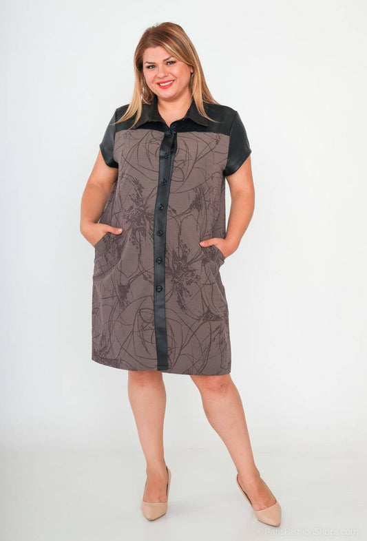 Plus Size Skjortklänning – Stil och Komfort
