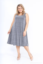 Plus Size Chic Klänning med Tunna Remmar och Paljetter
