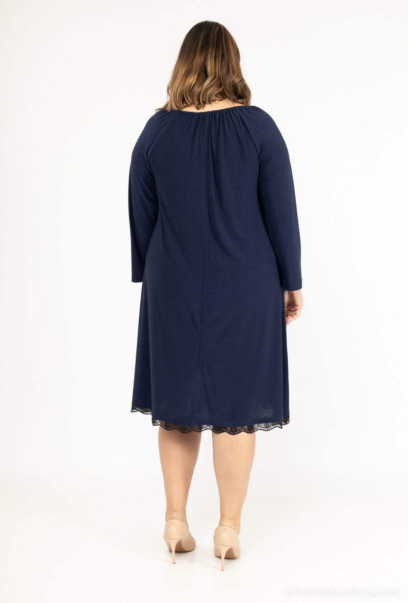 Plus Size Öppen Krage Klänning med Spets