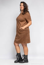 Suede dress i Stor Storlek