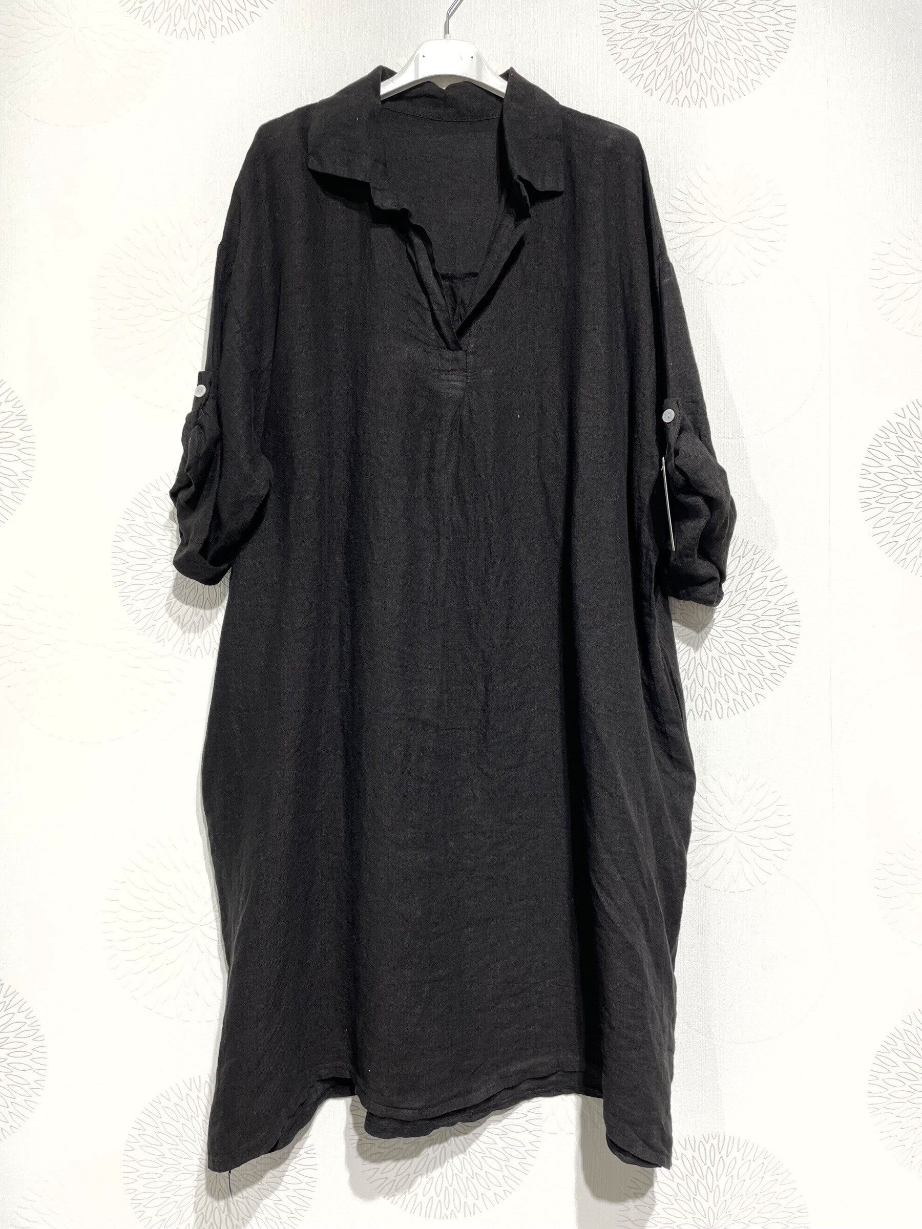 Plus Size Linneklänning med T40 Skjortkrage i T54