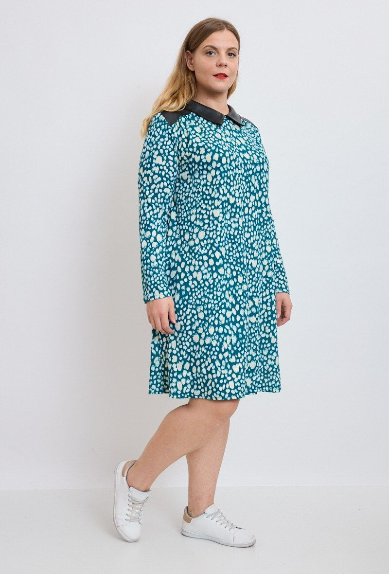 Plus Size Printed knit dress