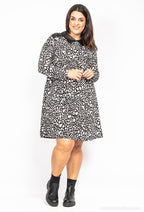 Plus Size Printed knit dress