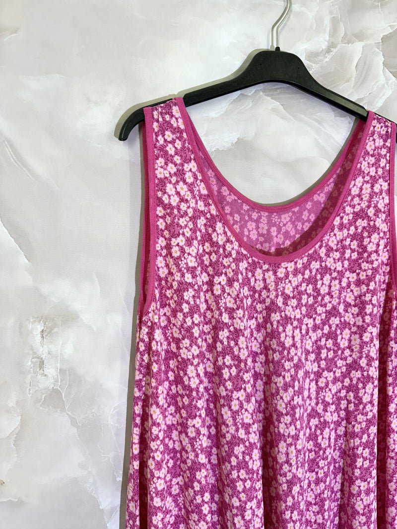 Plus Size Ärmelslös Blommig Flared Klänning