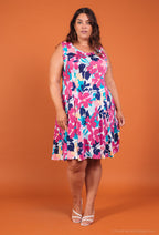 Plus Size Sleeveless flared printed dress