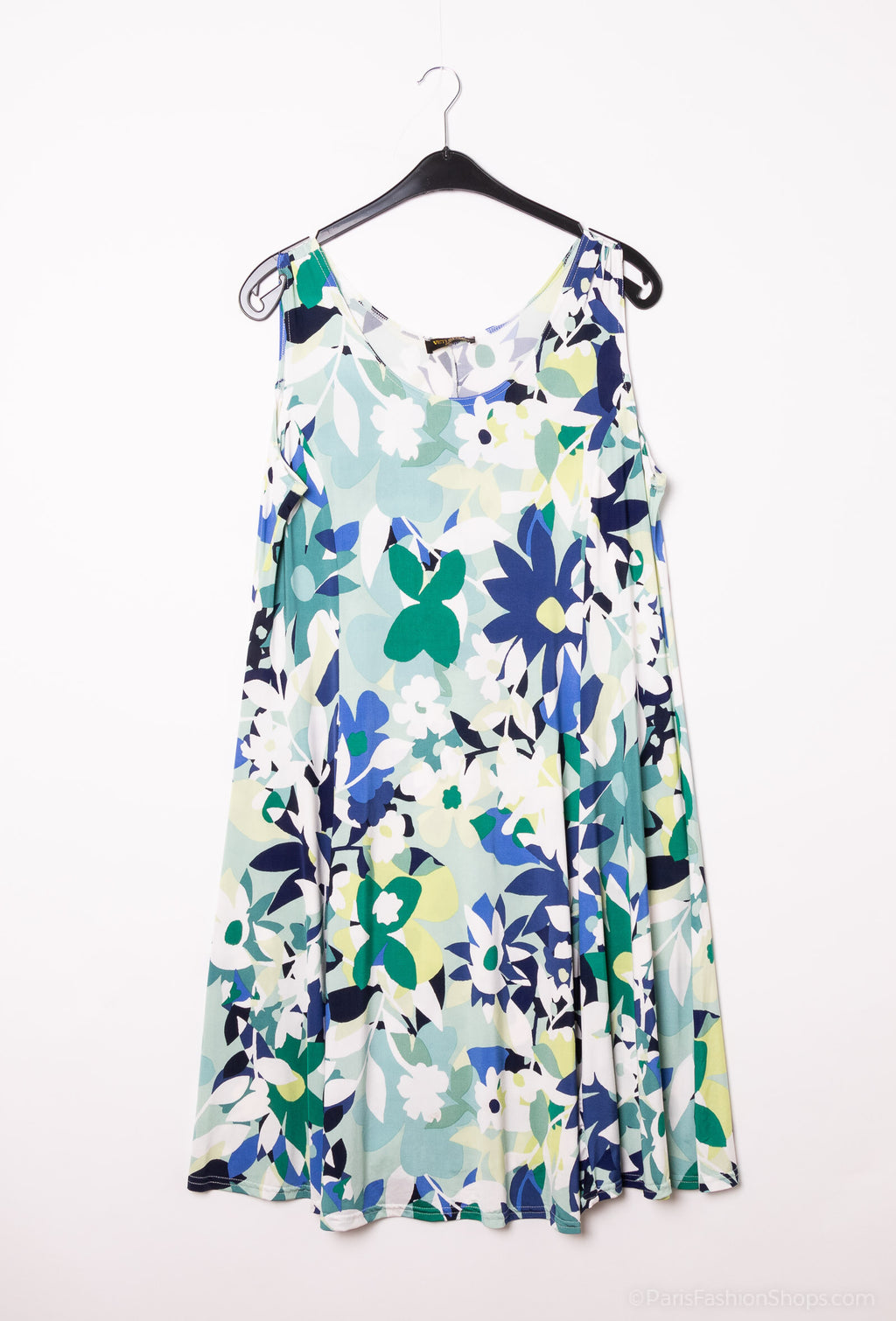Plus Size Sleeveless flared printed dress