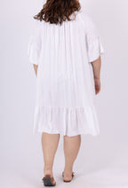 Plus Size Flowy Dress med Utskurna Axlar