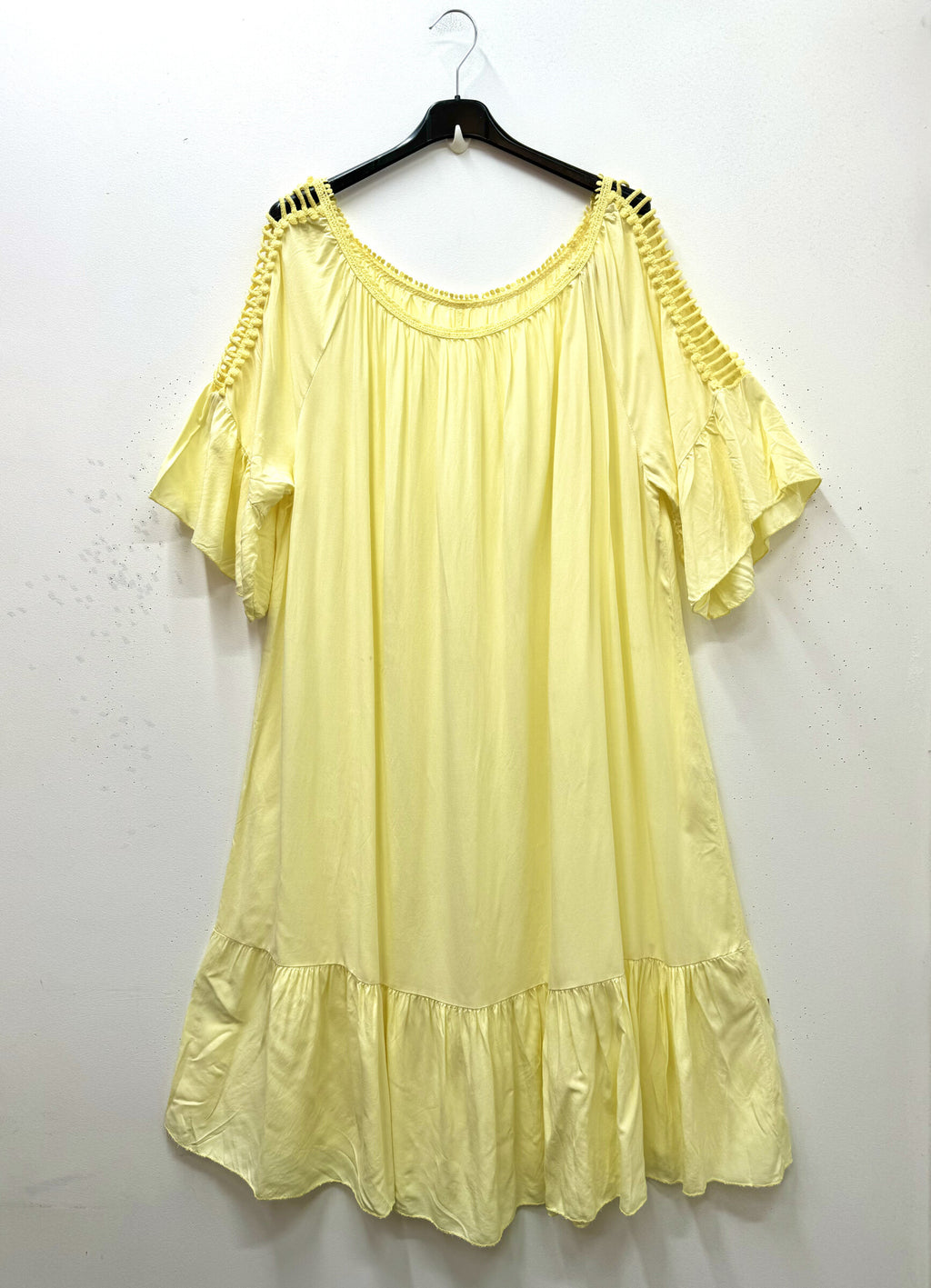 Plus Size Flowy dress with cutout shoulders