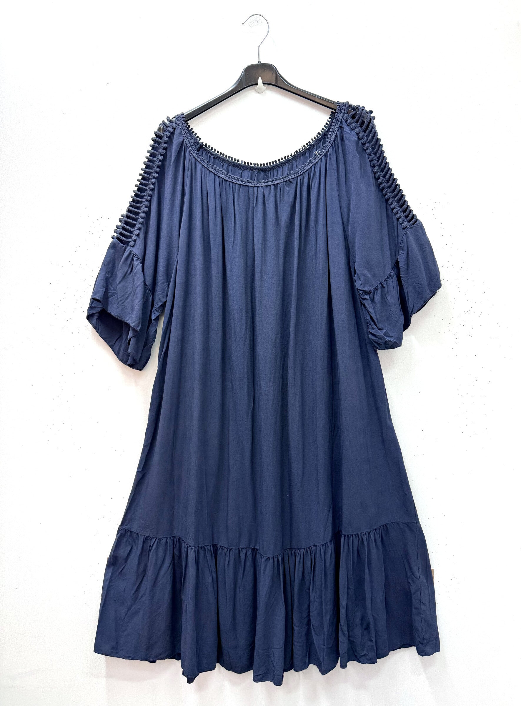 Plus Size Flowy dress with cutout shoulders