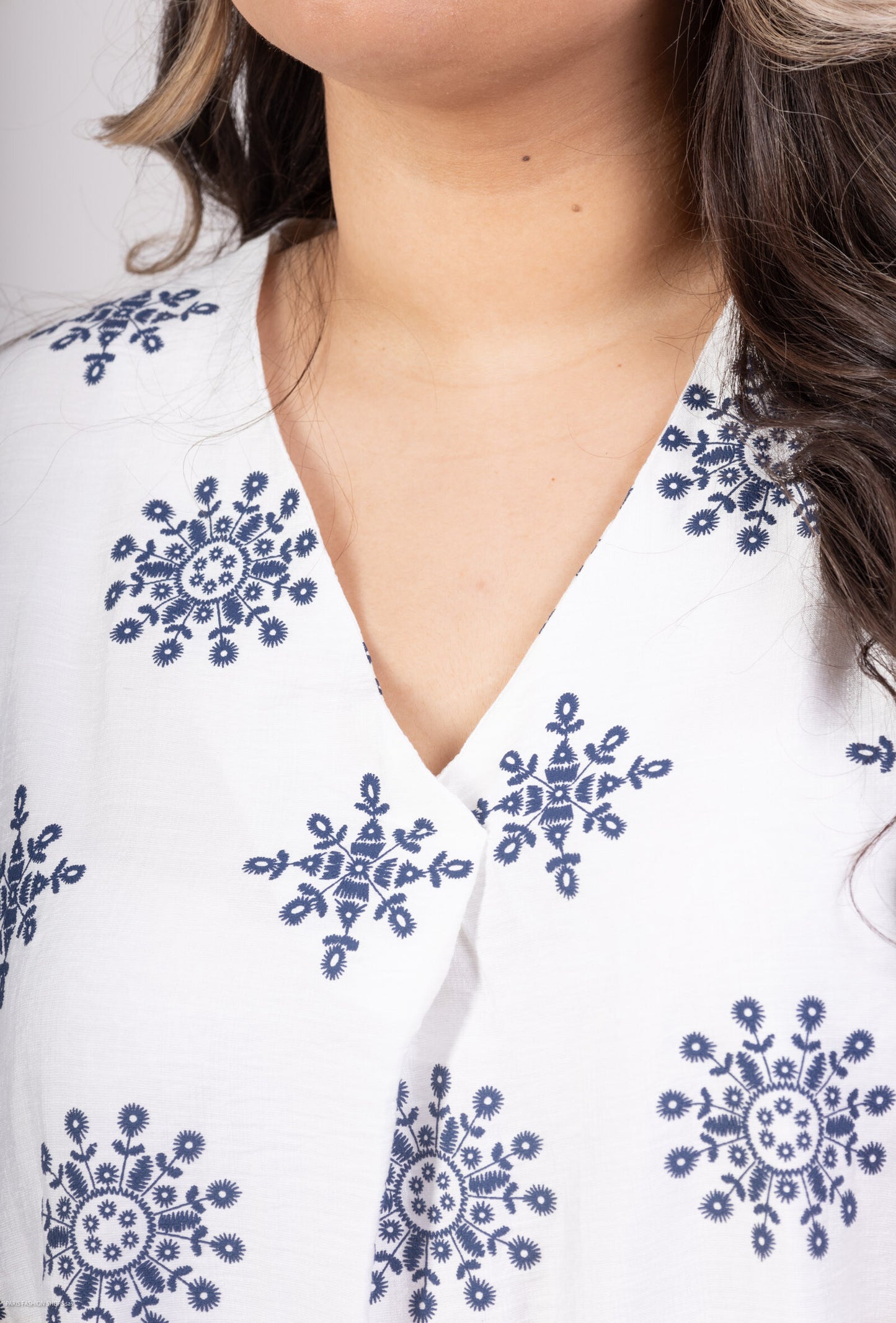 Plus Size Klänning med Snöflingeprint