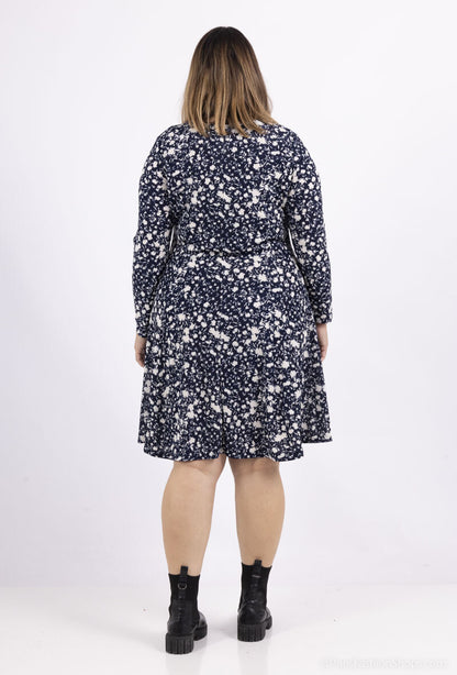 Plus Size Flared Printed Dress - Perfekt för Vinter
