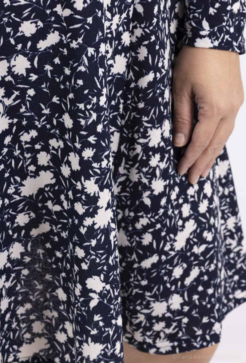 Plus Size Flared Printed Dress - Perfekt för Vinter