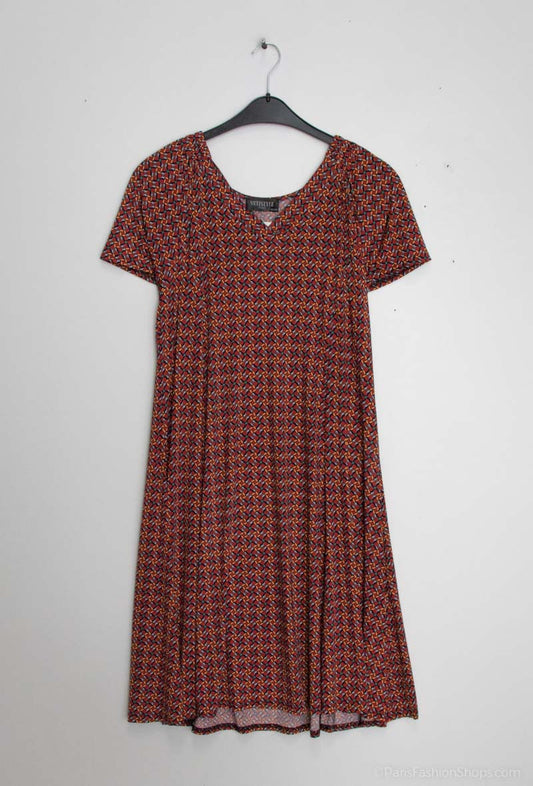 V-neck flared printed dress - Stora Storlekar