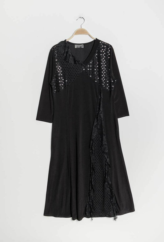 Plus Size Maxi Dress med Skinande Detaljer