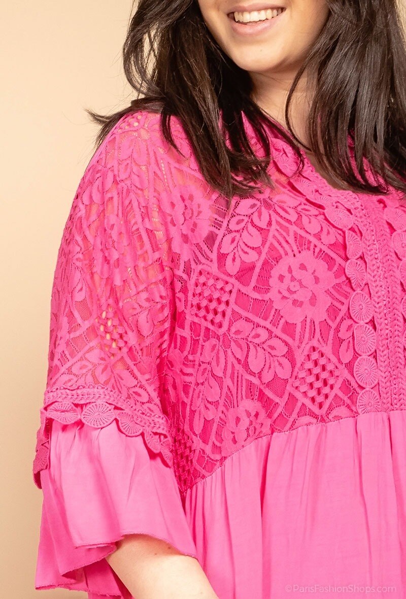 Plus Size Lång Spetsklänning med Överlagringseffekt