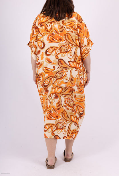 Plus Size Long Fluid Paisley Print Dress