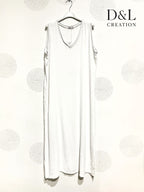 Plus Size Long sleeveless dress V -neck 70% Lin T38 at T52+