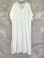 Plus Size Long plain dress with short sleeves and pompoms