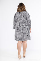 Plus Size Tunic Klänning med Öppen Krage och 3/4 Ärmar