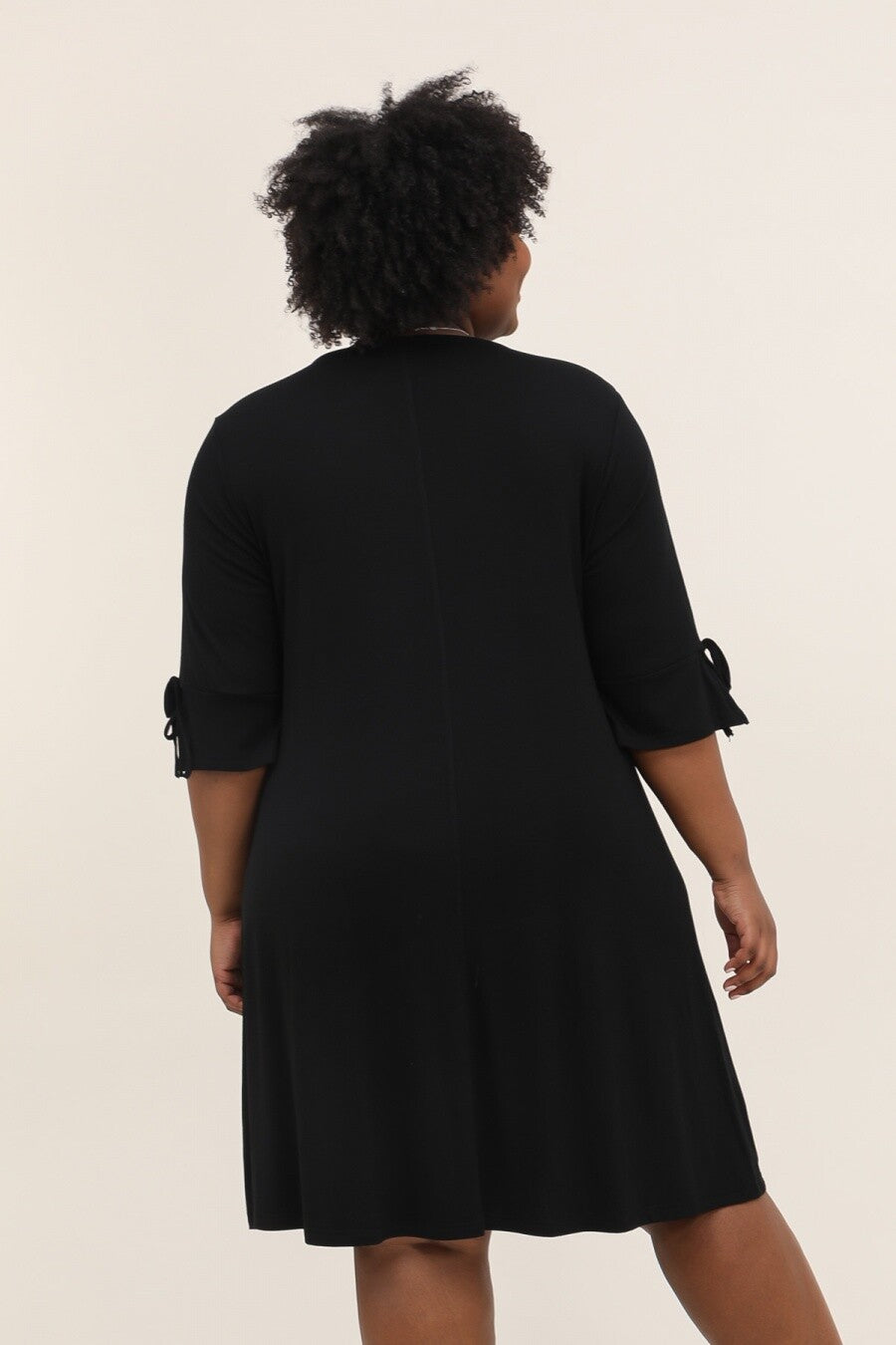 Tunikaklänning med spetskrage i stor storlek