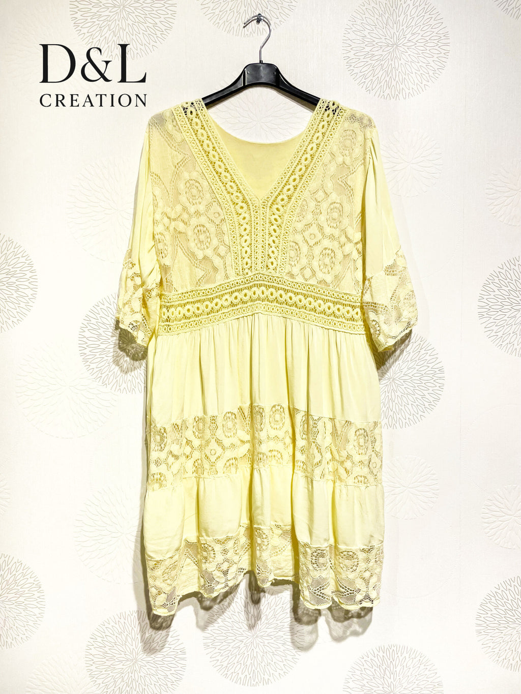 Plus Size United Dress with V -neck lace with T40 lining to T48
