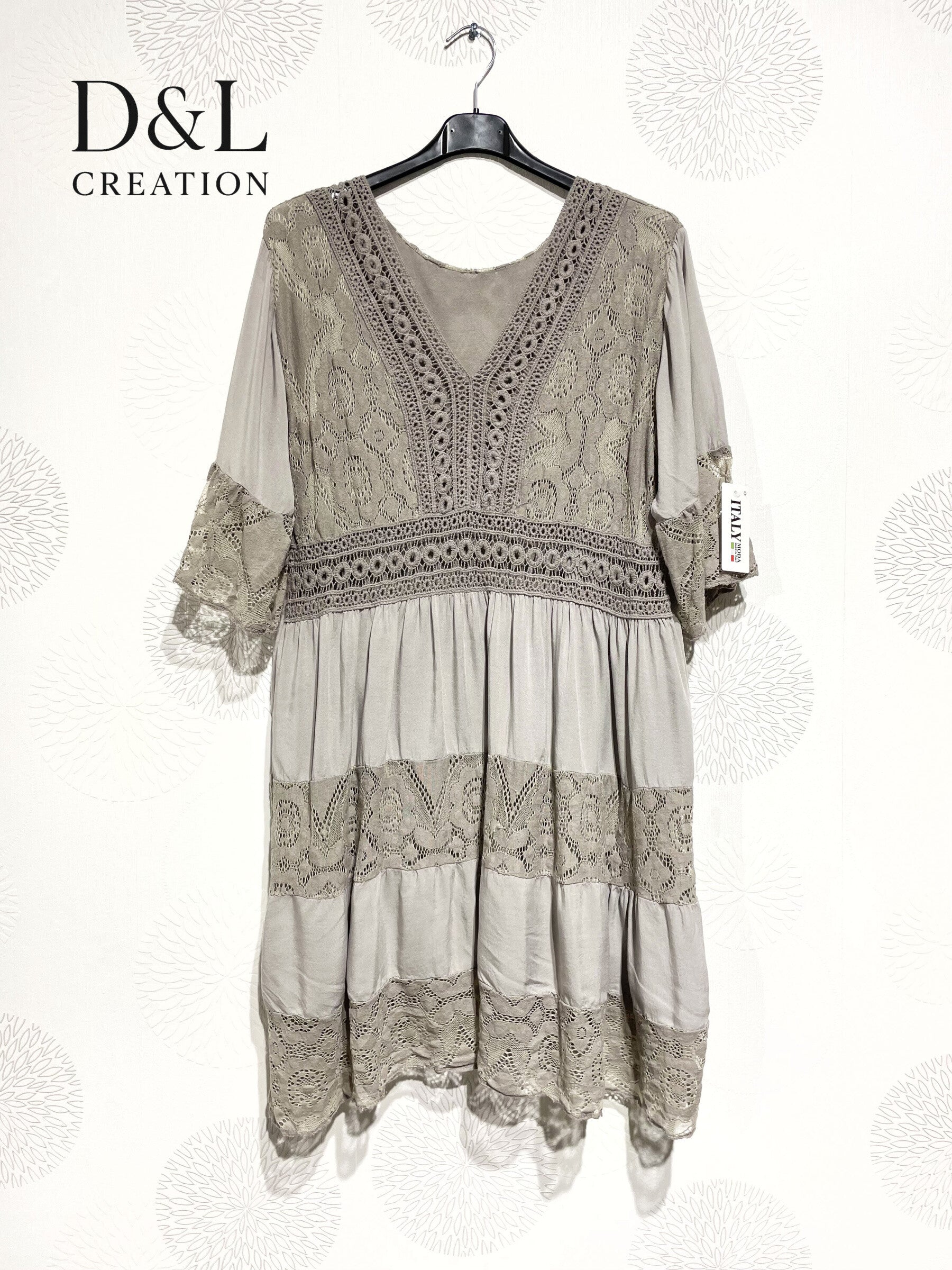 Plus Size United Dress with V -neck lace with T40 lining to T48