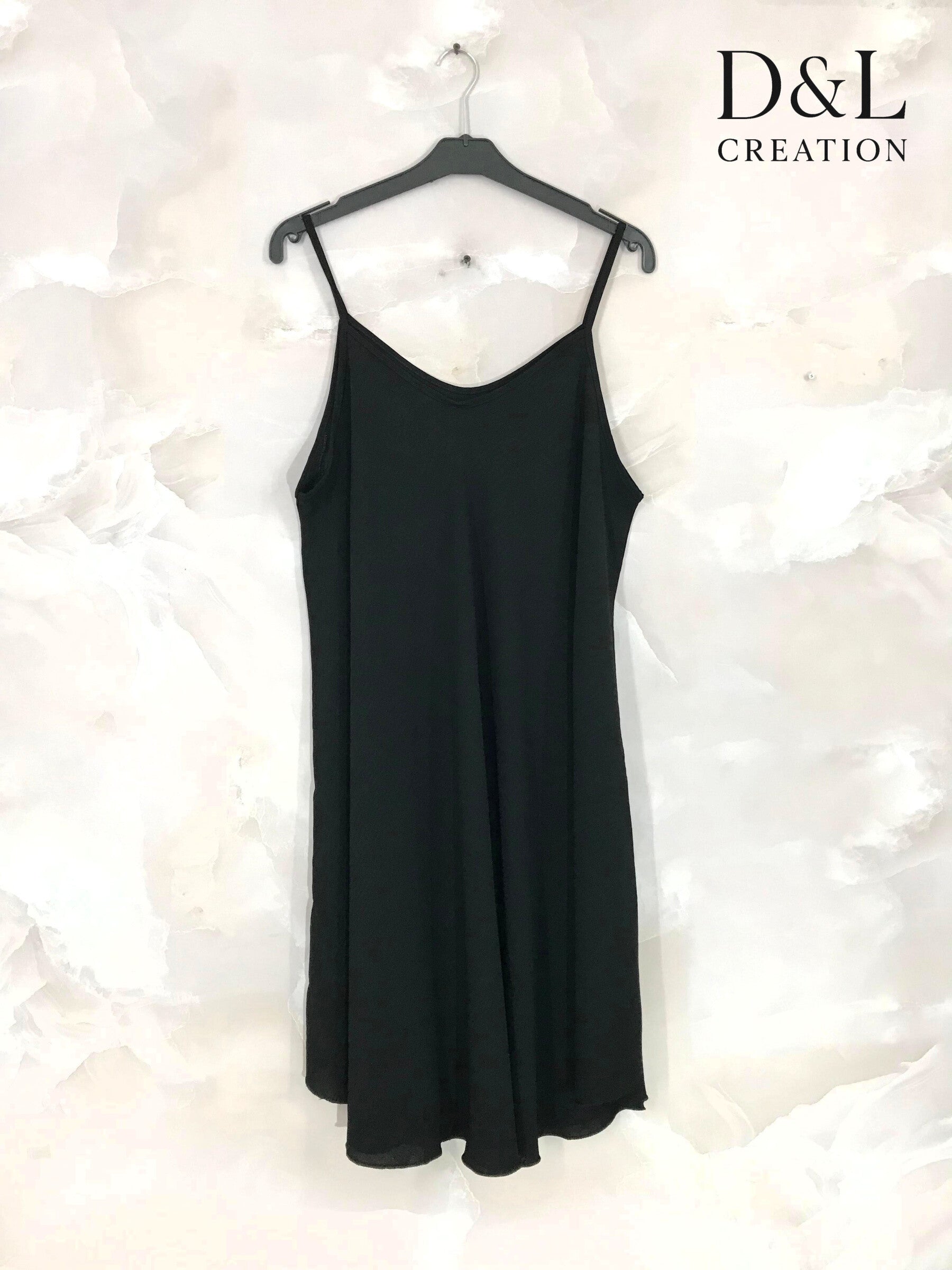 Plus Size Solid color flared dress with thin straps size 38 to 52