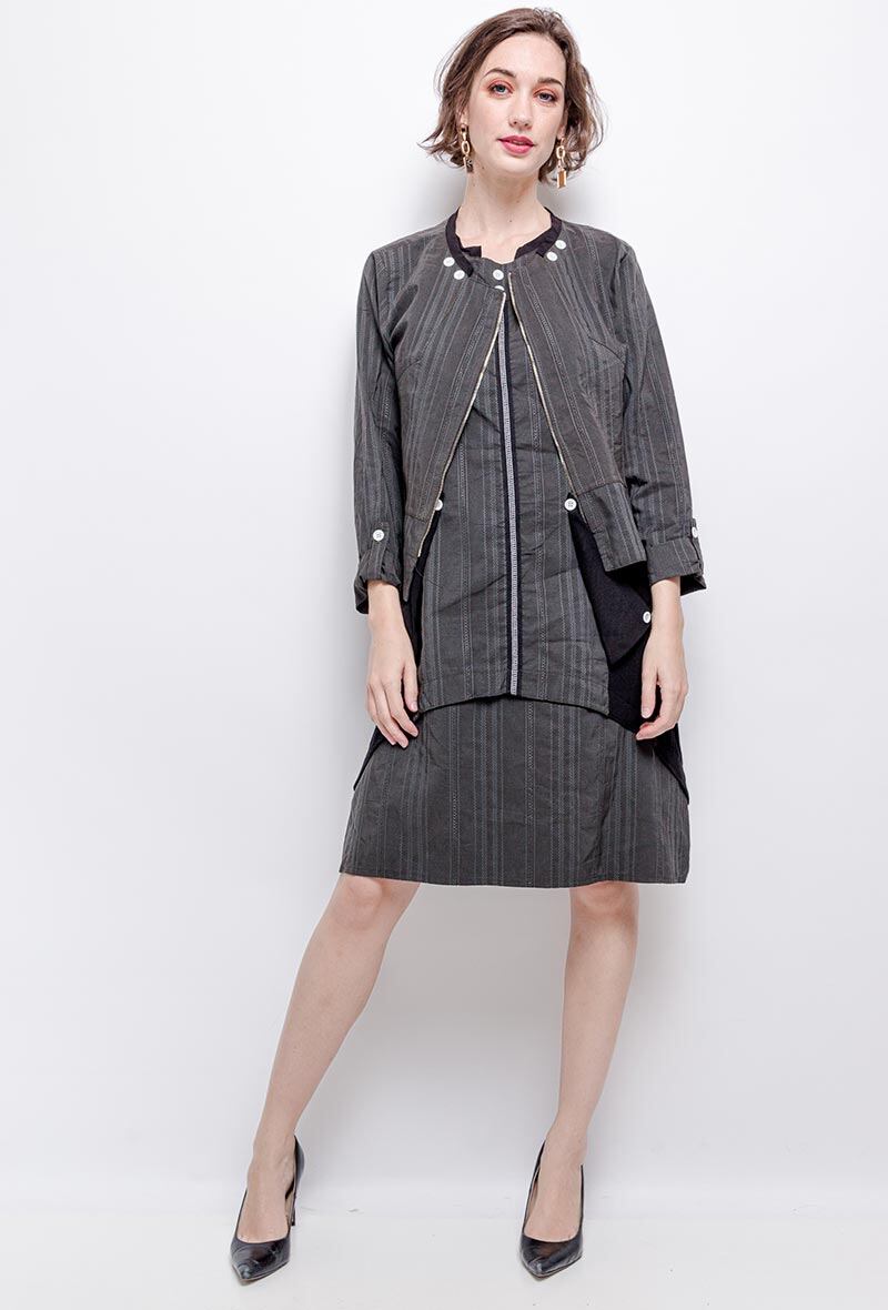 Plus Size Zipped Dress