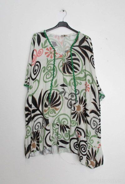 DRESS i Stor Storlek