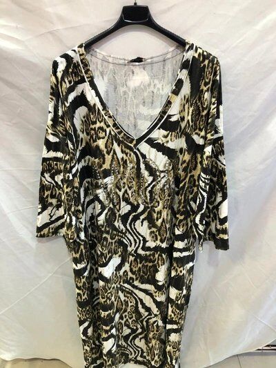 DRESS i Stor Storlek - Elegant och Bekväm Klänning för Plus Size