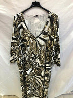 DRESS i Stor Storlek - Elegant och Bekväm Klänning för Plus Size