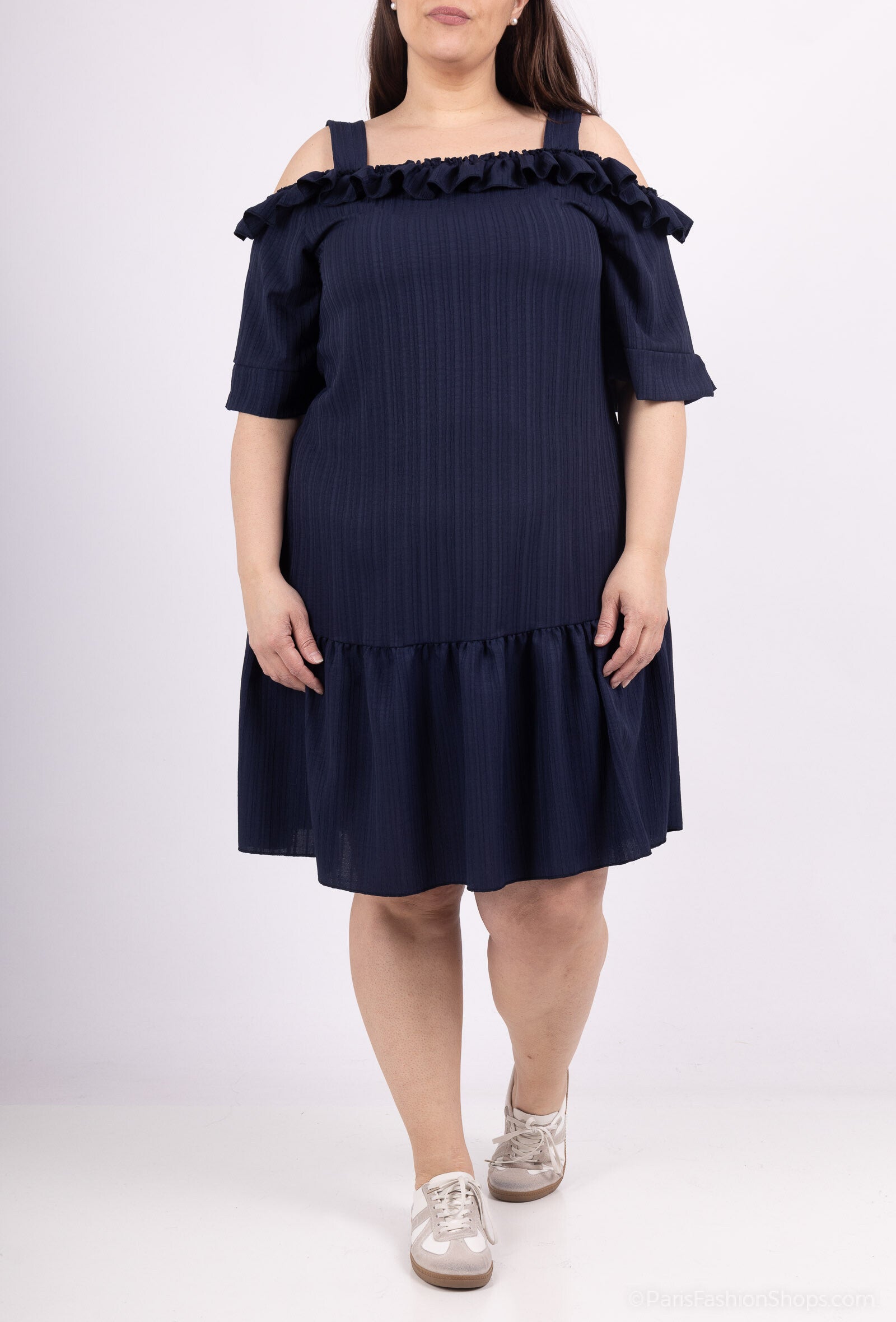 Plus Size Flying dresses in the plain with bare shoulders for the summer large