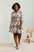 Sommarklänningar med tryck och bälte i Stor Storlek