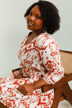 Sommarklänningar med tryck och bälte i Stor Storlek