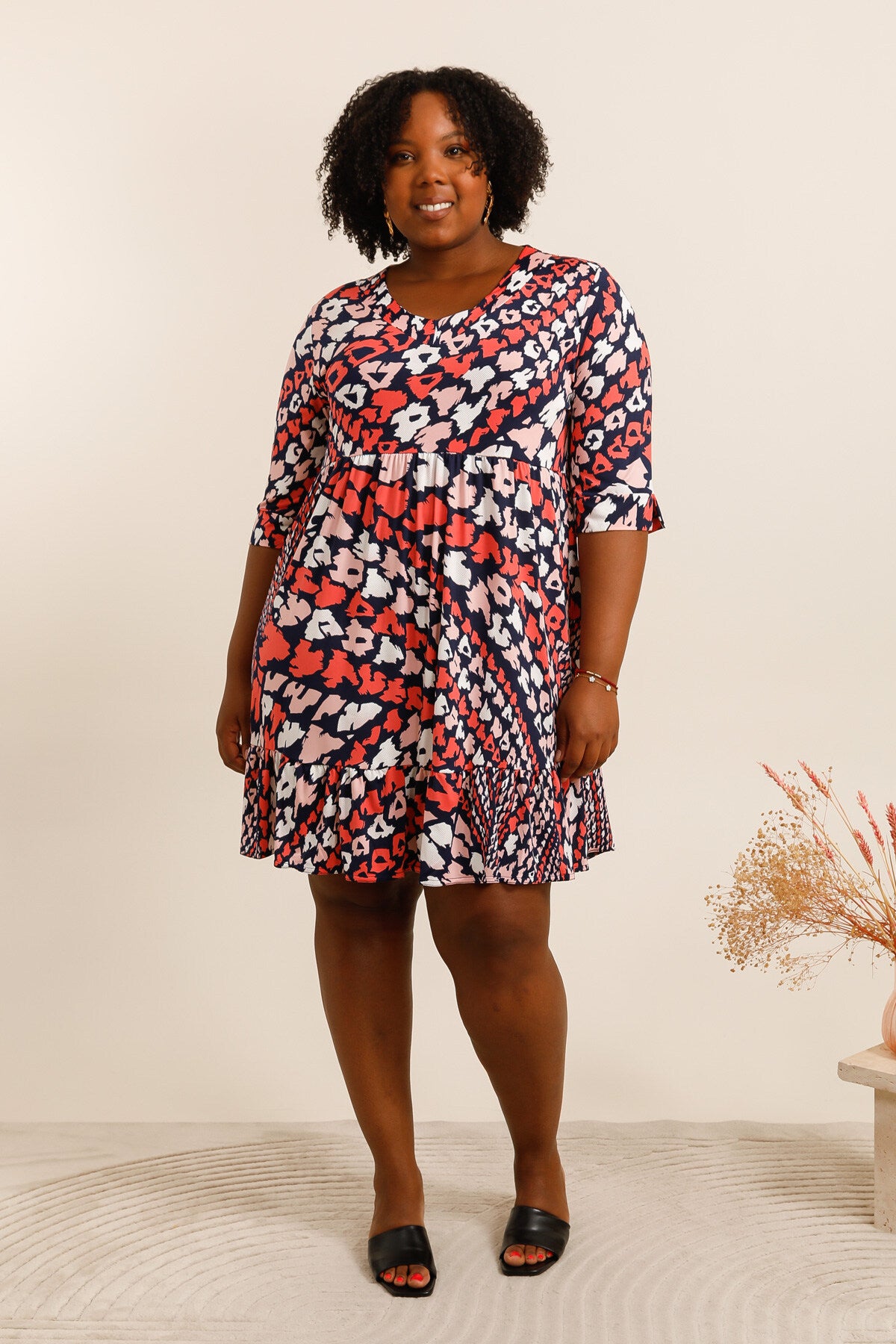 Dresses printed in the flying for the summer i Stor Storlek