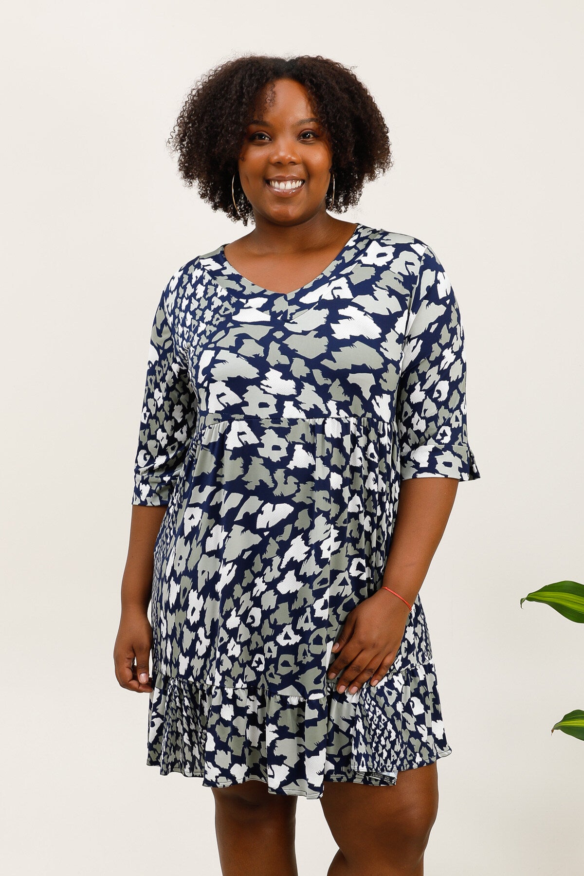 Dresses printed in the flying for the summer i Stor Storlek