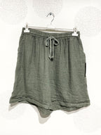 Plus Size Linen shorts with T38 to T50 pockets
