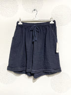 Plus Size Linen shorts with T38 to T50 pockets