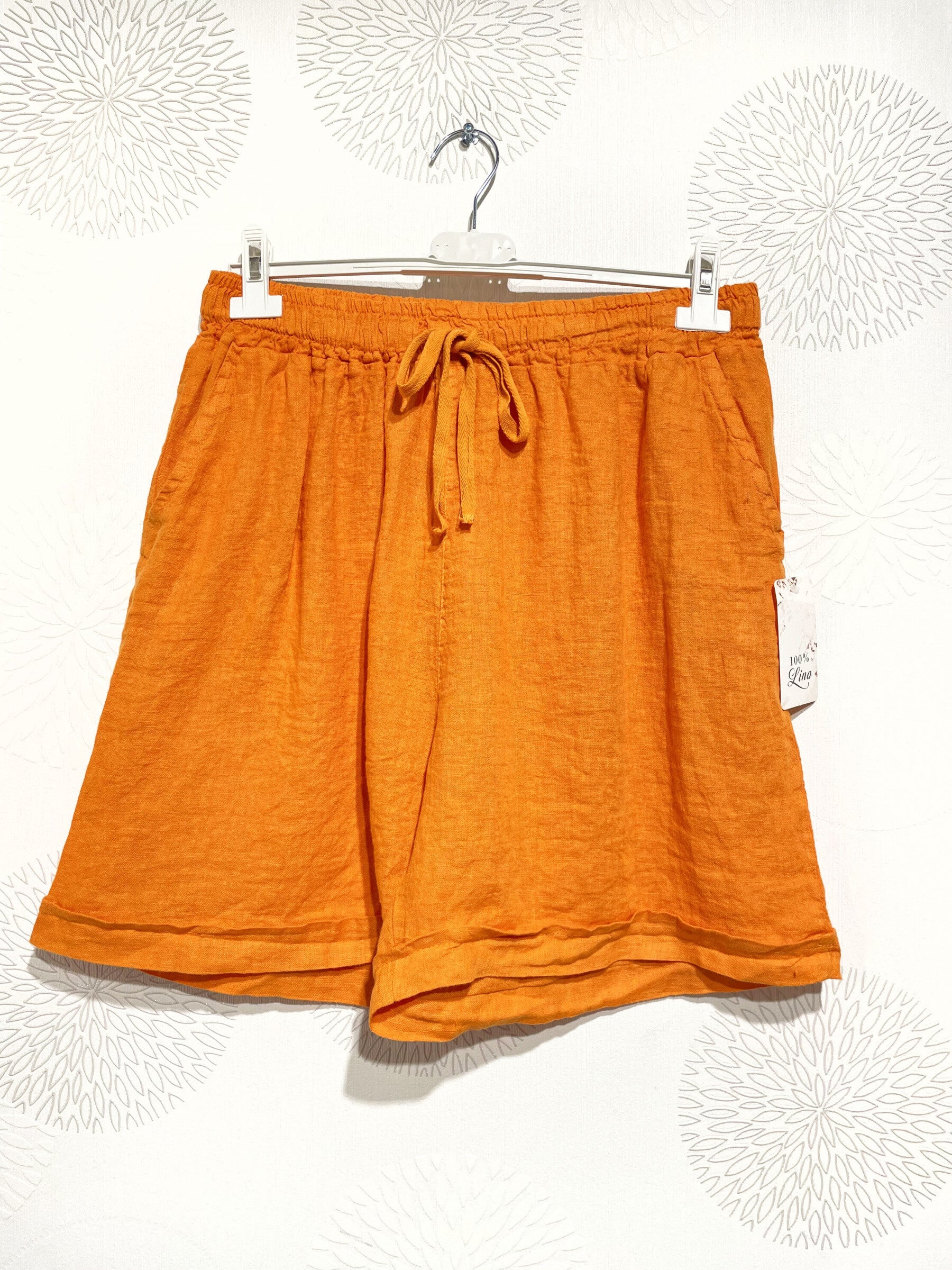 Plus Size Linen shorts with T38 to T50 pockets