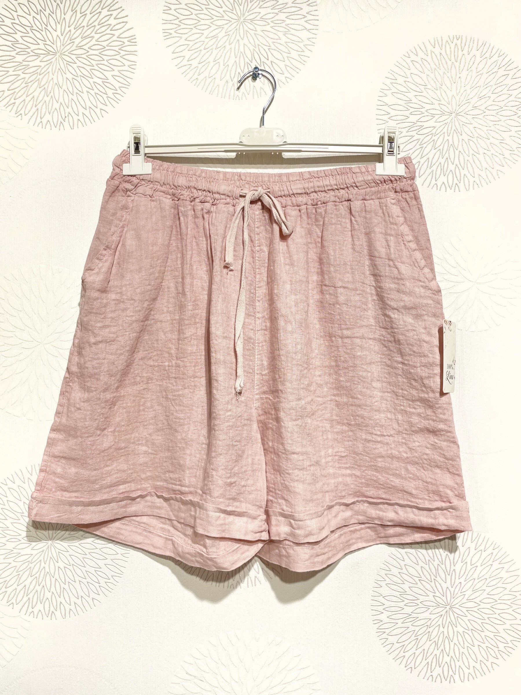Plus Size Linen shorts with T38 to T50 pockets