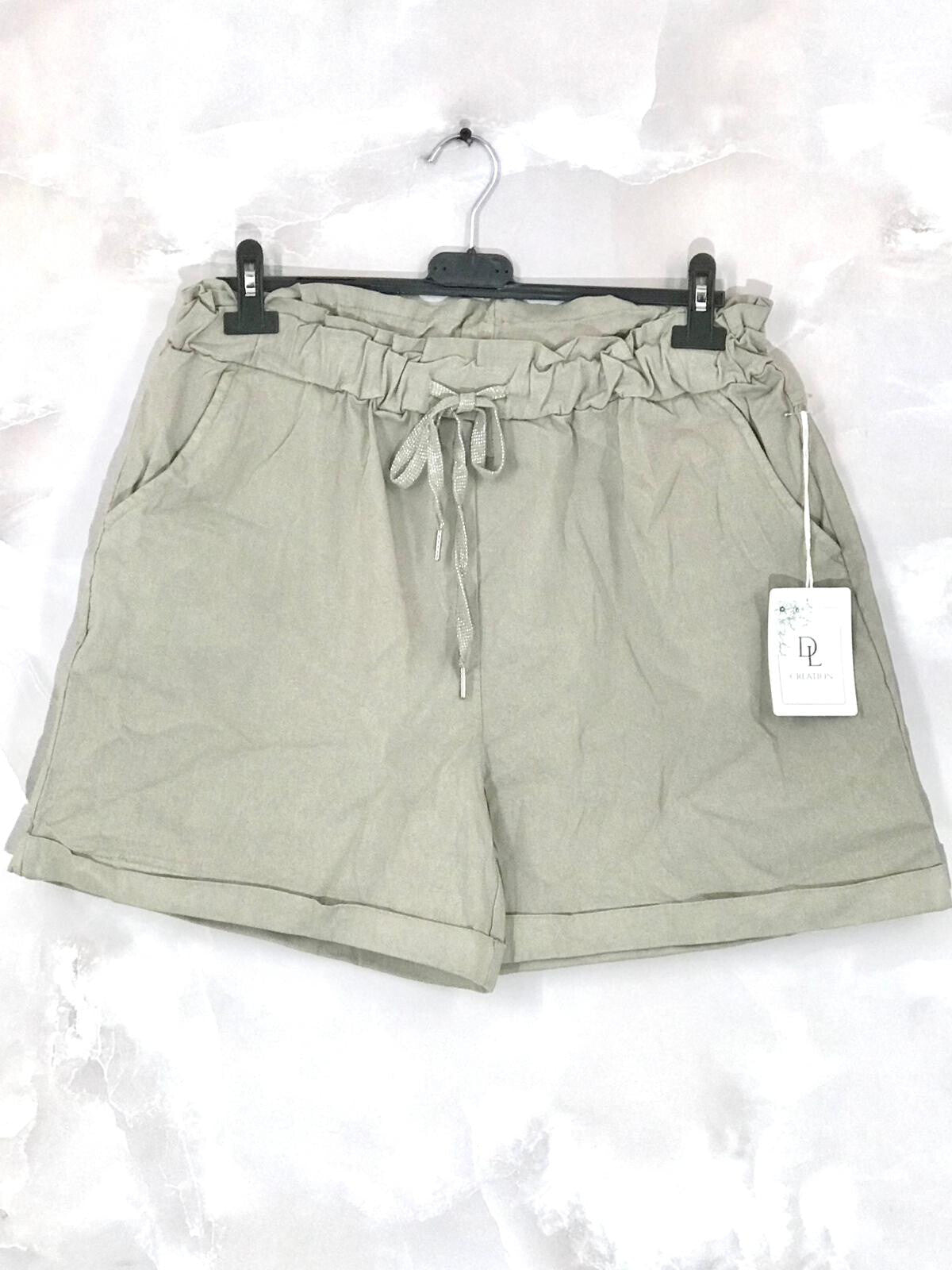 Plus Size Ultra Stretch Shorts T38-T52