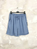 Plus Size Flexible and fluid shorts in T38 to T48 viscose