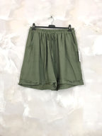Plus Size Flexibla och Flytande Shorts T38 till T48